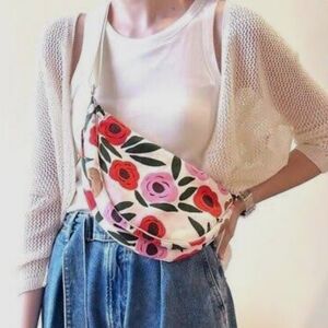 Marimekko × Uniqlo Floral Canvas Shoulder Bag